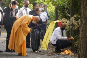 招魂葬是針對無法尋回遺體的喪葬習俗，透過招魂安靈法事，讓逝者得以安息，家屬能得到慰藉，德恩禮儀分析說明招魂葬的典故、流程、費用與常見疑問。